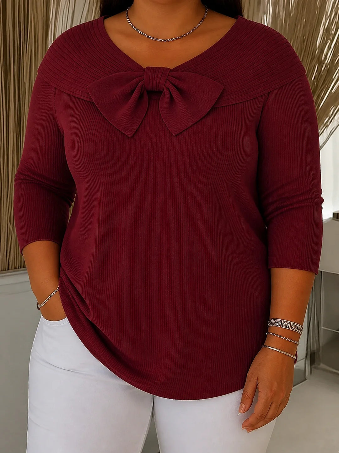 Tivella | Sweater with Bow and Round Neckline