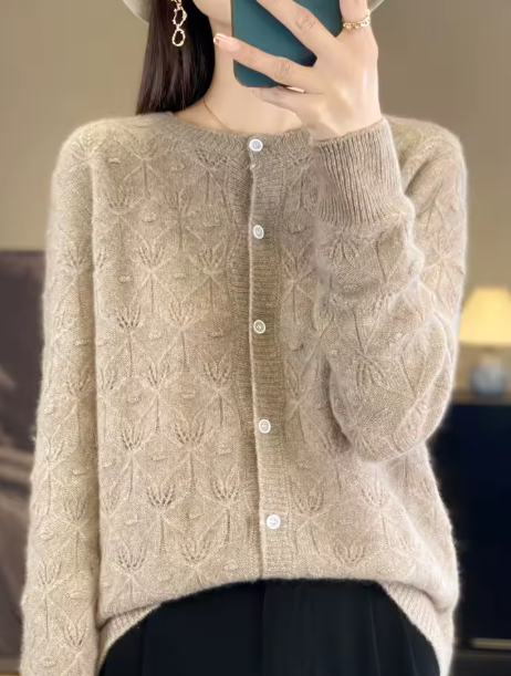 Linda | Textured Cashmere Cardigan