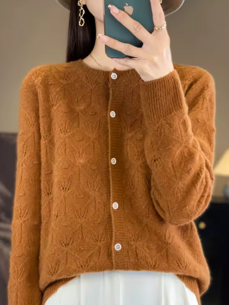 Linda | Textured Cashmere Cardigan