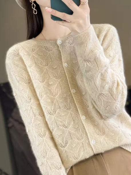 Linda | Textured Cashmere Cardigan