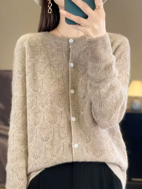 Linda | Textured Cashmere Cardigan