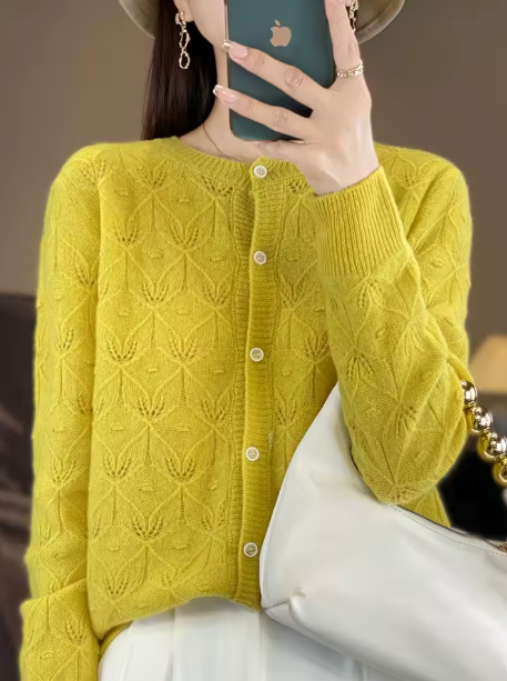 Linda | Textured Cashmere Cardigan