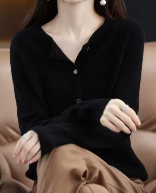 Patricia | Cashmere Button Cardigan